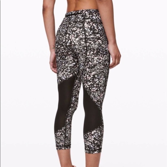 Lululemon Pace Rival Crop 22" Floral Spritz Multi/Black Size 4 - Picture 2 of 16